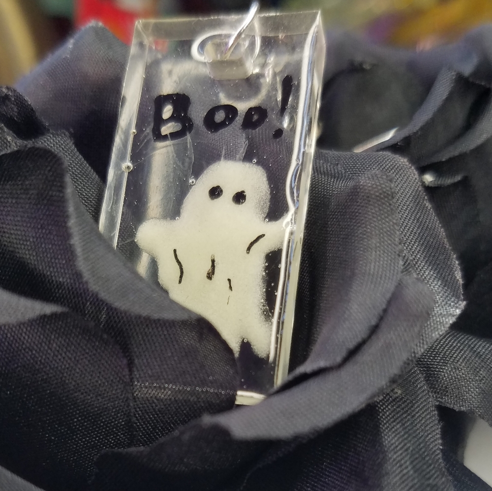 GLOW Ghost Keychain